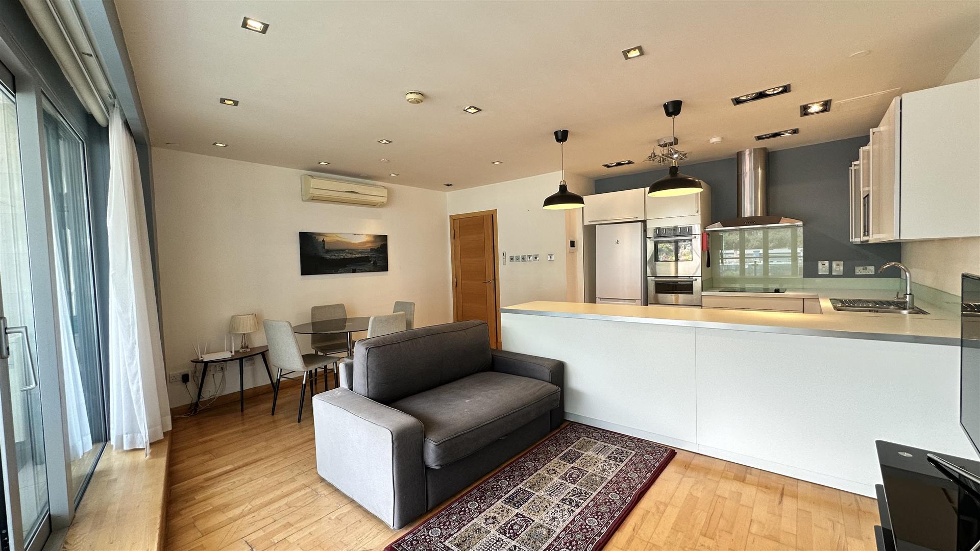 Image of Apartment - 1 Bedrooms - 1 Bathrooms for Rental in Royal Ocean Plaza-Gibraltar, Image 4